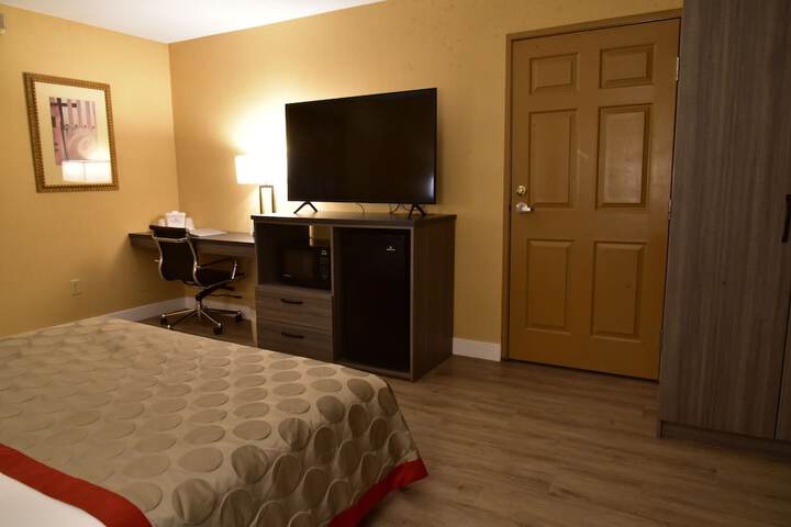 Room 46 of 74