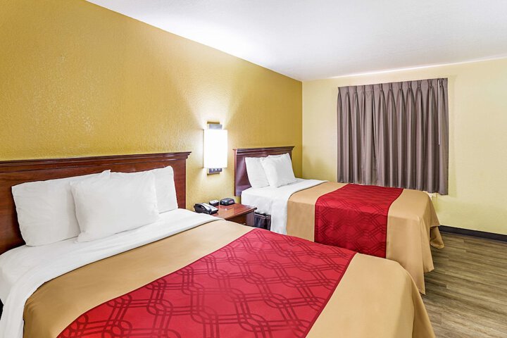 Room 20 of 31