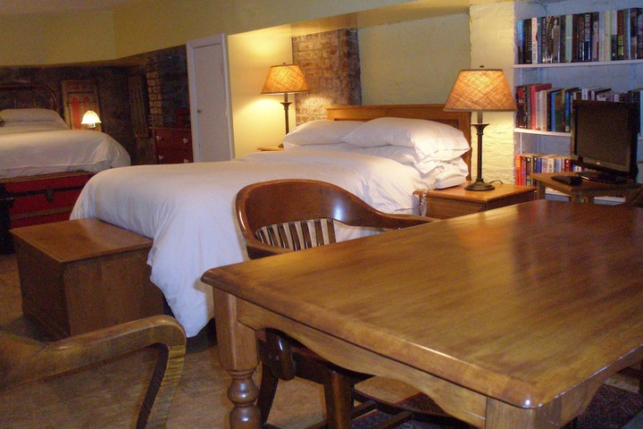 Room 156 of 238