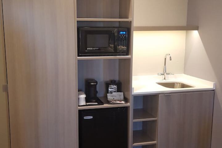 Room 18 of 29