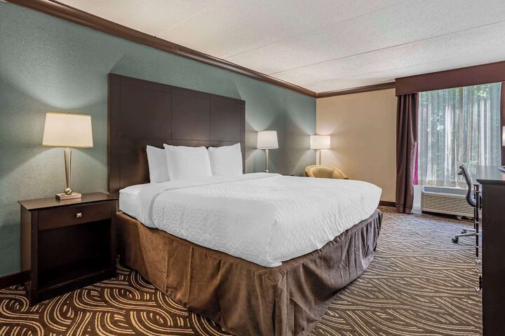 Kingston Regency Inn