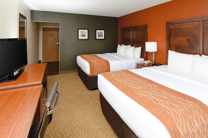 Room 13 of 30