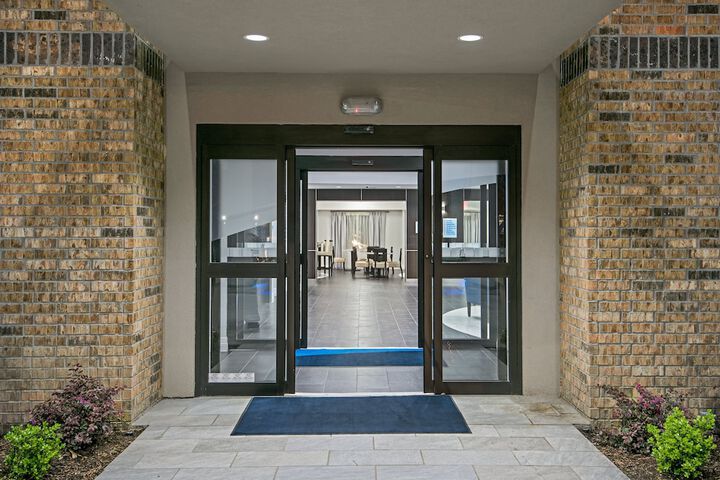 Holiday Inn Express & Suites Houston North - IAH Area by IHG