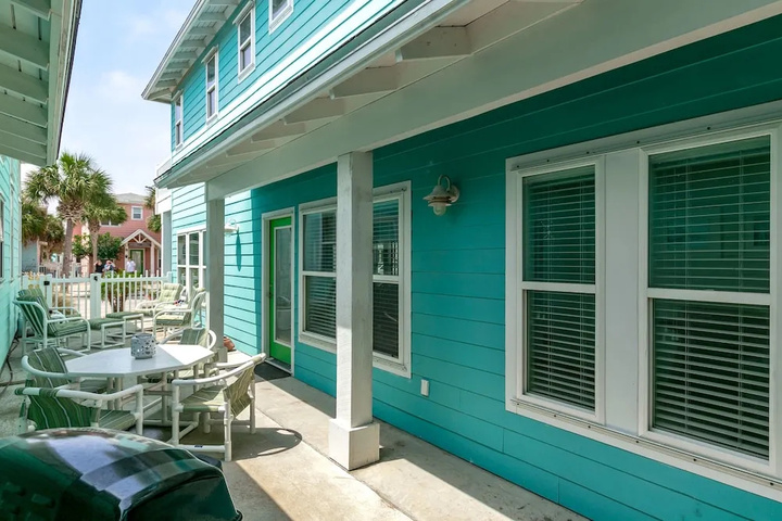 Sea La Vie 4 Bedroom Home