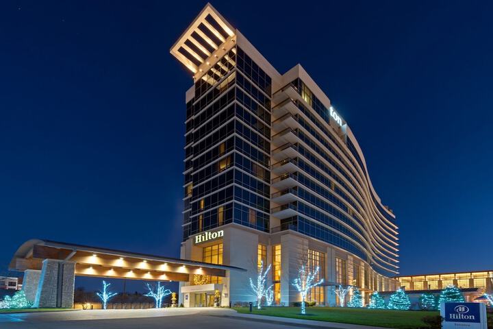Hotel 2 of 99