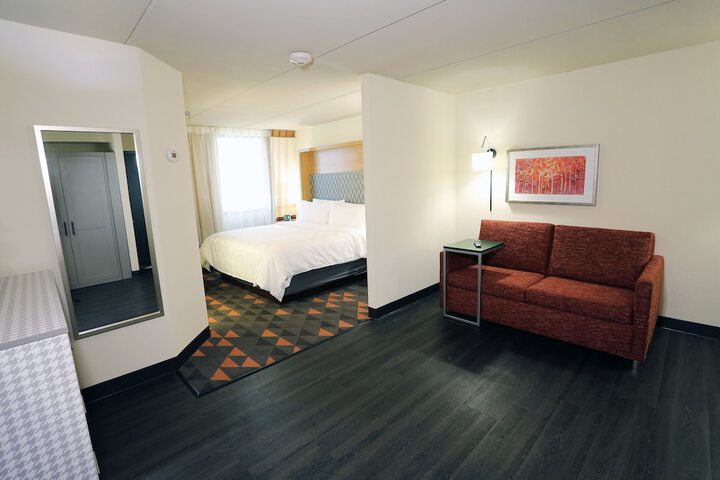 Room 22 of 50