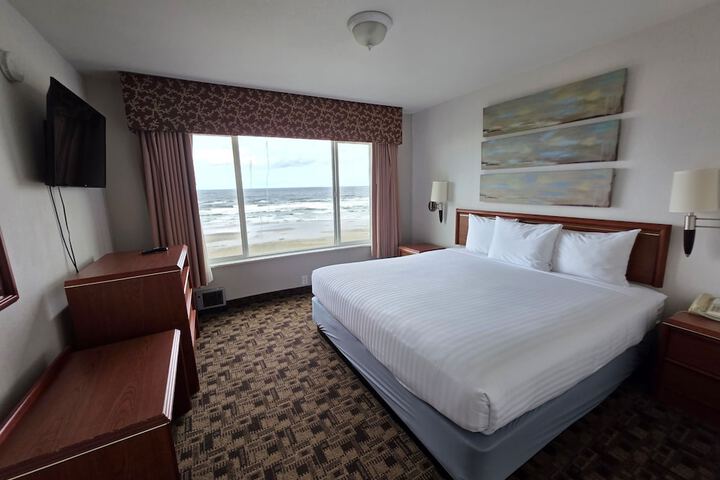 Seagrass Oceanfront Inn