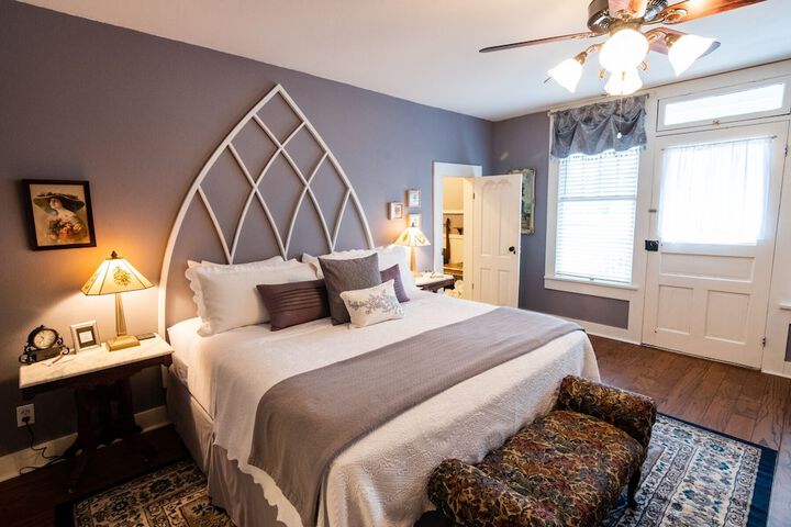 Kennedy Manor B & B