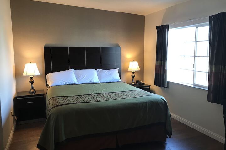 Manhattan Inn & Suites - LAX