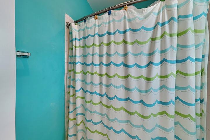 Room 30 of 50