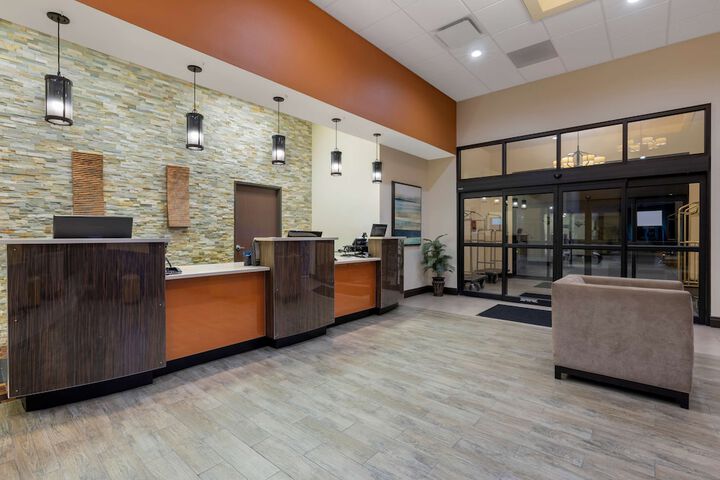 Best Western Plus North Platte Inn & Suites