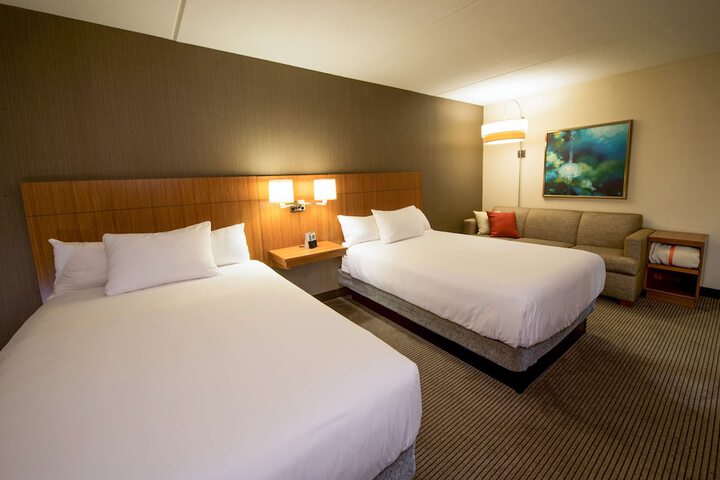 Room 14 of 33