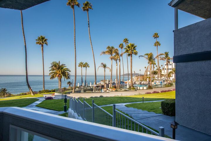 SeaCrest OceanFront Hotel