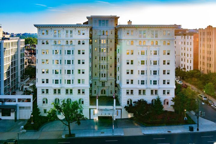 Hotel 16 of 99
