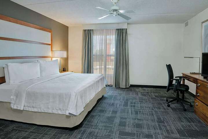 Room 19 of 28