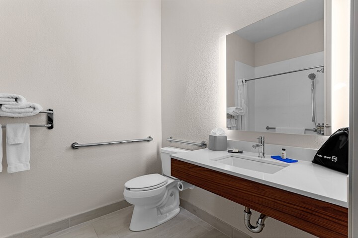 Holiday Inn Express Suites Van Buren-Ft Smith Area by IHG