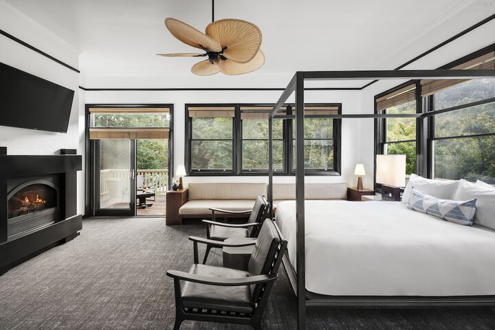 Room 18 of 56