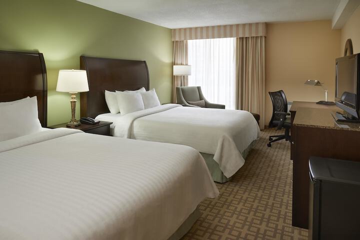 Room 4 of 11
