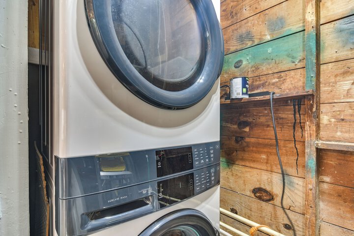 Pinellas Park Home: Swim Golf, Grill & More!