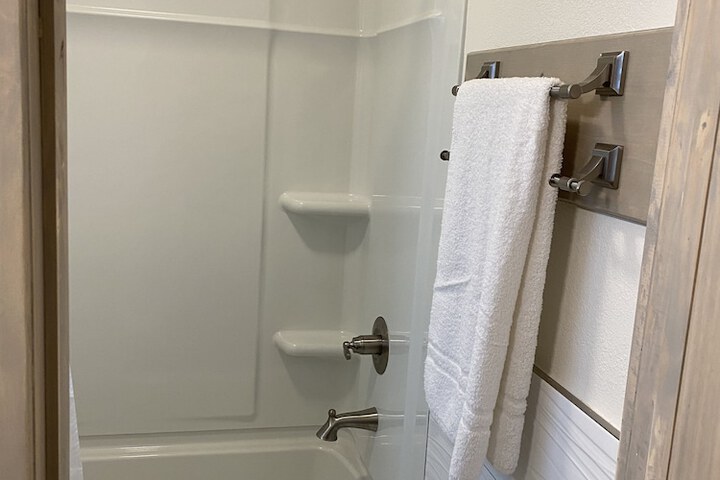 Room 12 of 63