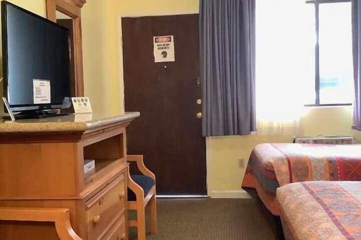 Independence Courthouse Motel
