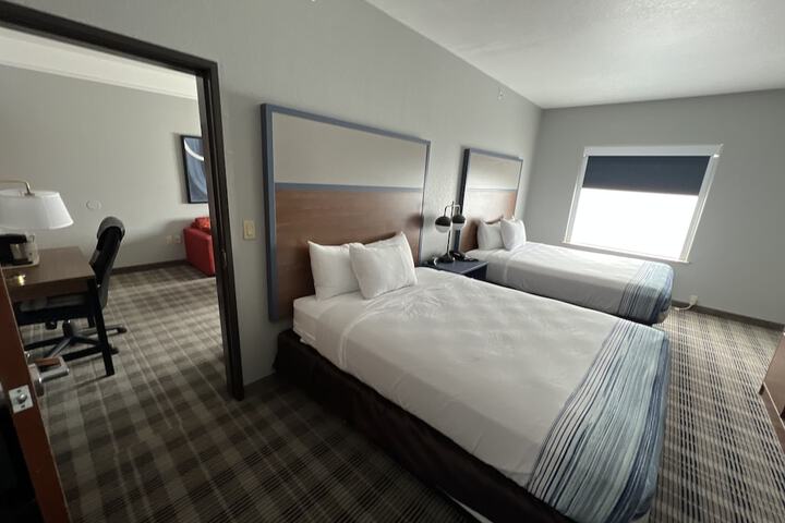 Room 37 of 43