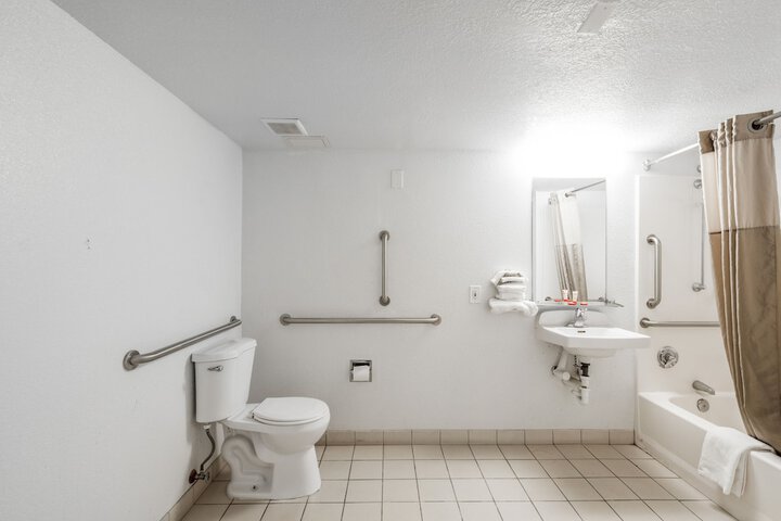 Room 20 of 24