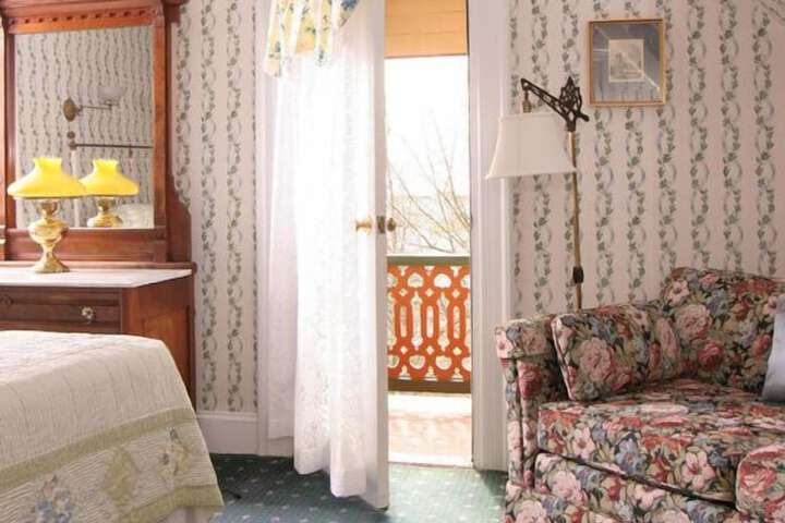 Room 57 of 128