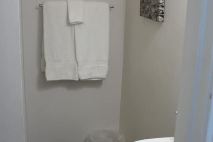 Room 19 of 34