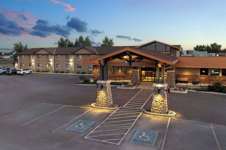 Hotel 4 of 28