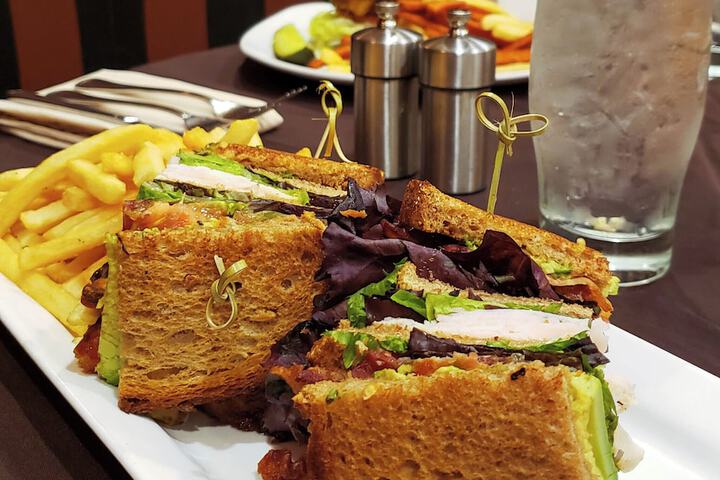 DoubleTree by Hilton Hotel Modesto