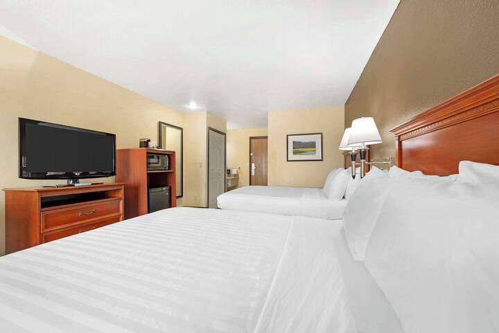 Room 18 of 38