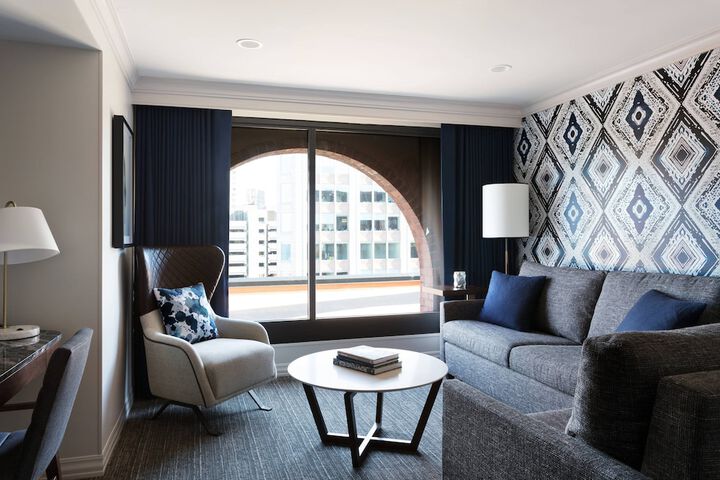 Room 45 of 95