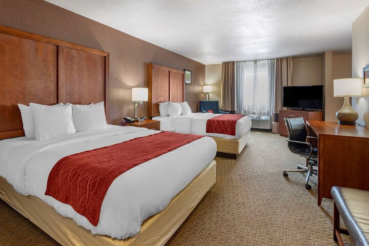 Comfort Inn & Suites Lawrenceburg