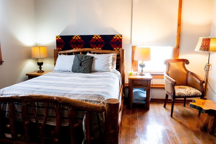 Oaak Tree Hotel