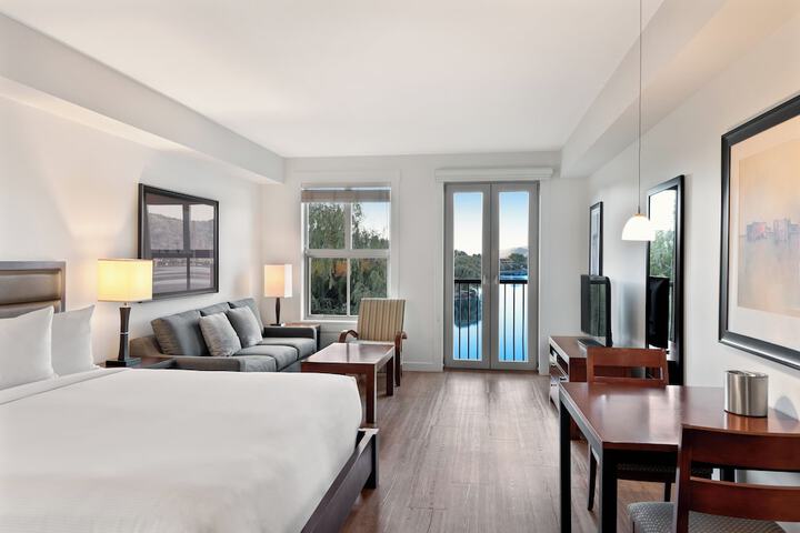 Walnut Beach Resort
