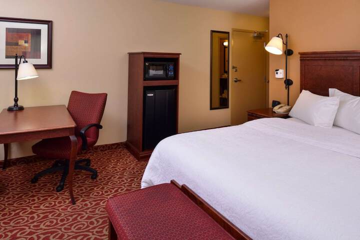 Room 10 of 43