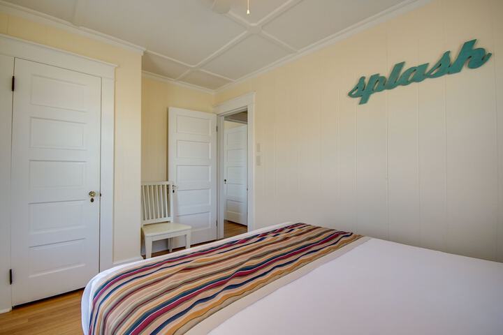 Room 70 of 167