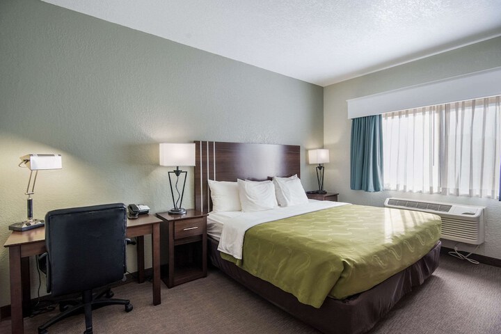 Quality Inn & Suites Pueblo West