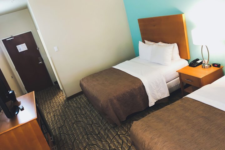 Room 25 of 36