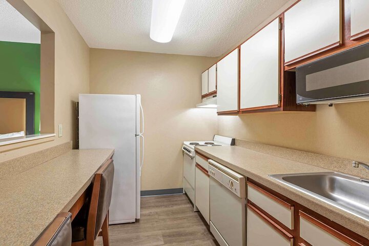 Room 20 of 32
