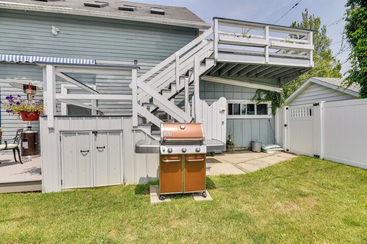 Bemus Point Vintage Suite w / Soaking Tub & Kitchen