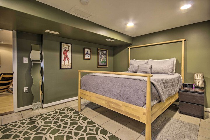 Harpers Ferry Apartment w / Private Pool & Hot Tub!