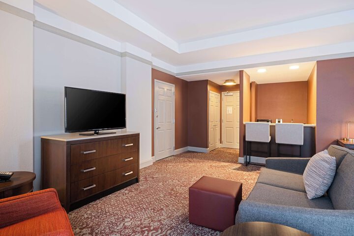 Room 21 of 49