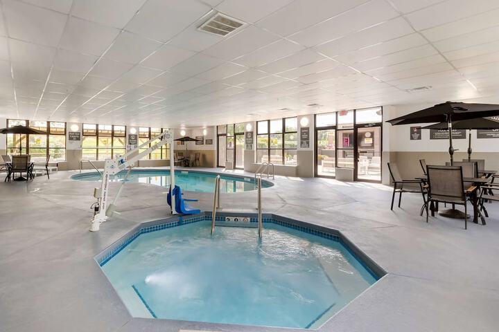 Pool 15 of 78