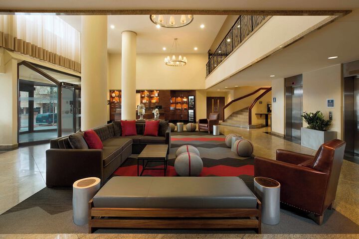 Hotel Interior 7 of 38