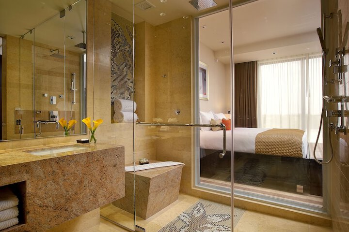 EB Hotel Miami