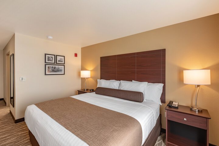 Room 8 of 36