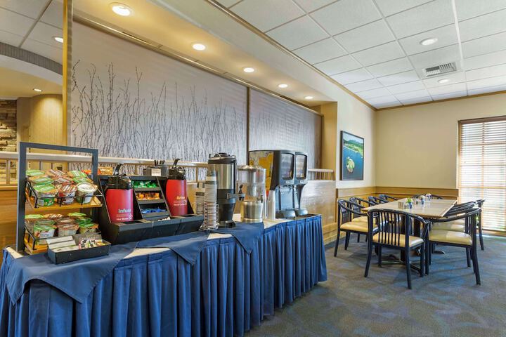 Breakfast/Coffee Service 56 of 60