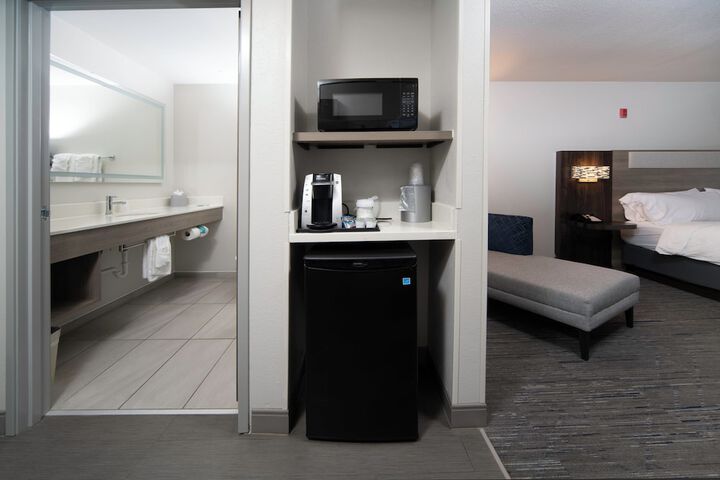 Holiday Inn Express Hotel & Suites Canyon by IHG